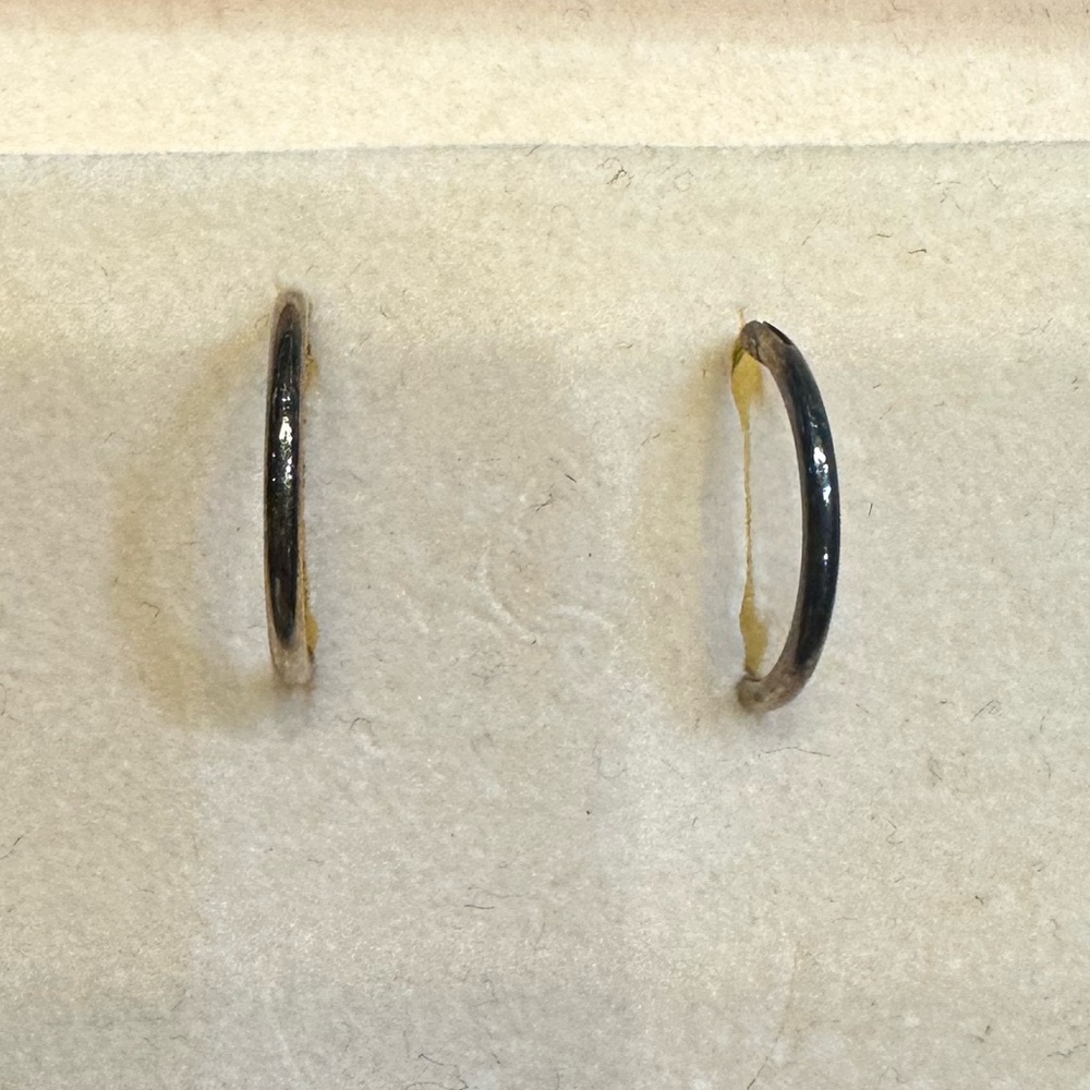 Maanasten Mini Hoop Earrings